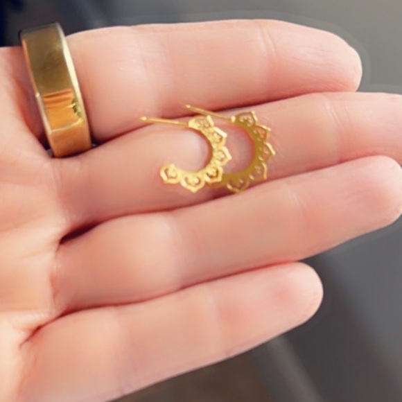 24K Gold Laser Cut Heart Half Hoop Earrings - Picture 6 of 12